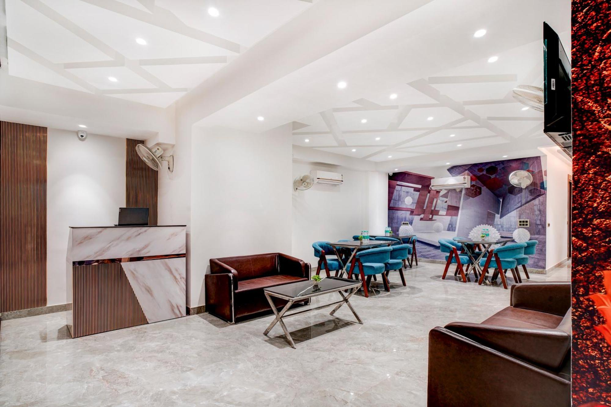Treebo Corporate Inn Noida Exterior foto