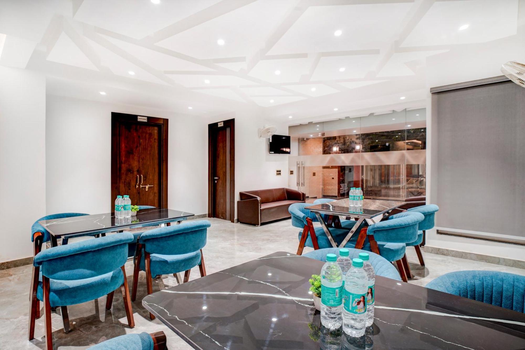 Treebo Corporate Inn Noida Exterior foto