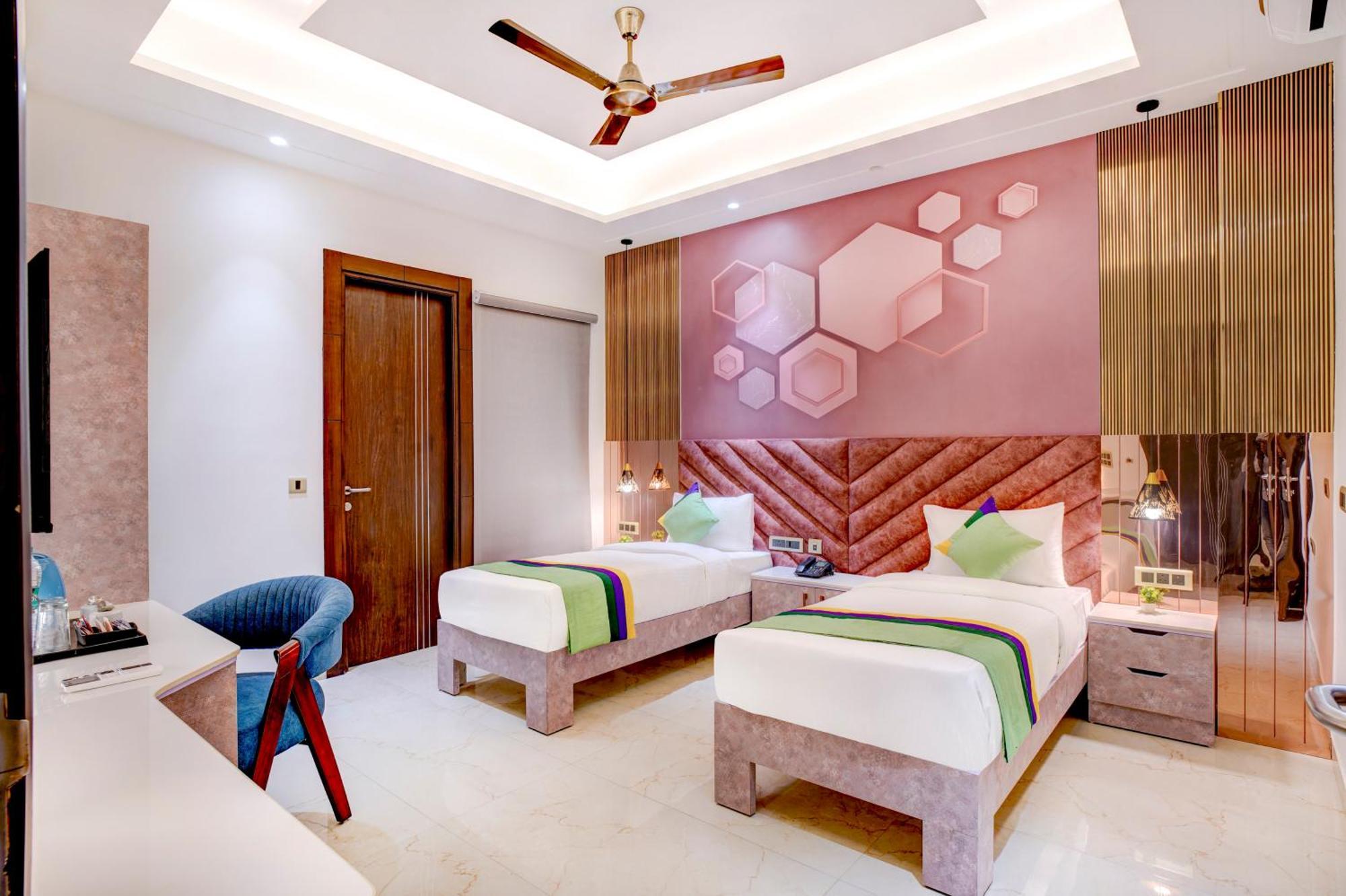 Treebo Corporate Inn Noida Exterior foto